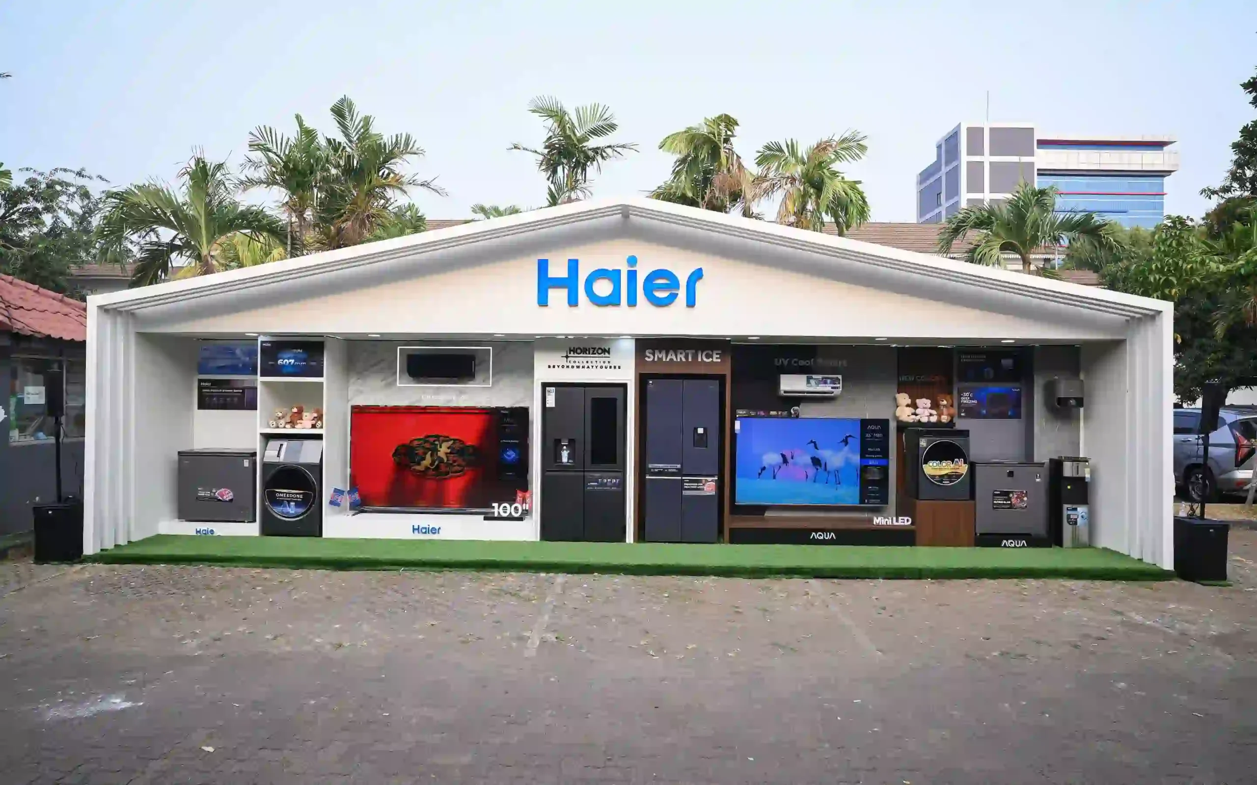 Haier and AQUA Electronic exhibition booth and product display